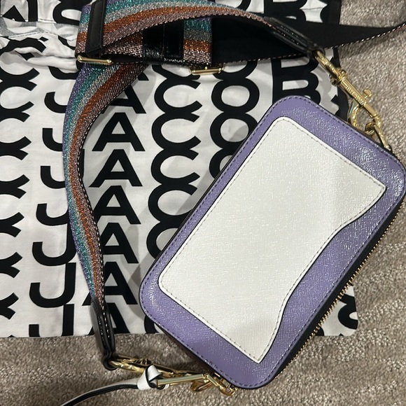 Marc Jacob’s snapshot bag. - Picture 10 of 12